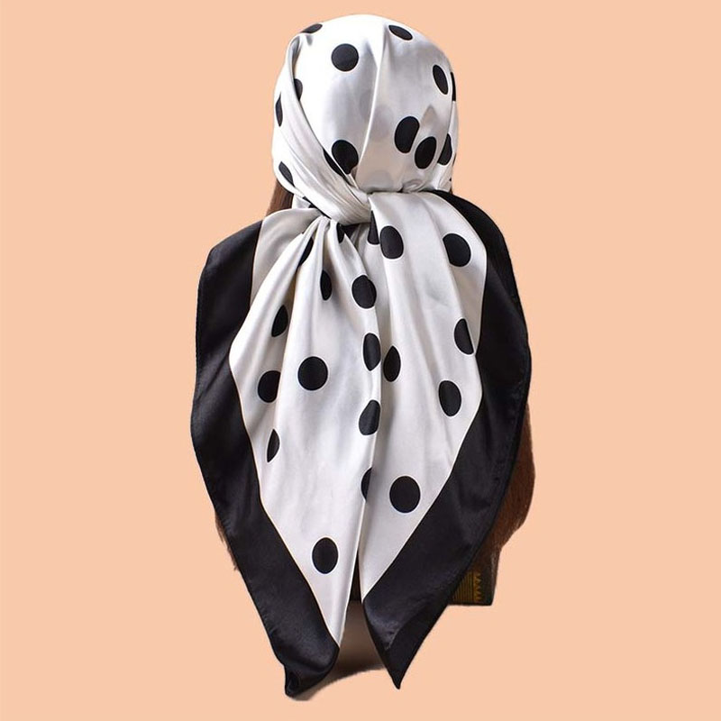 Windsor Knot Tie - وشاح حريري فاخر بنقاط البولكا دوت
